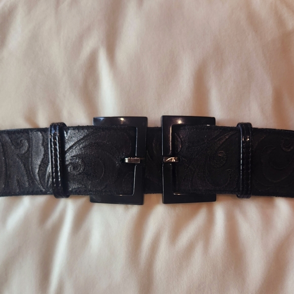 Suzi Rohet Black Double Buckle Belt - Picture 2 of 6